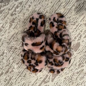 Dolce Vita - Pink Leopard Slippers - Size 9